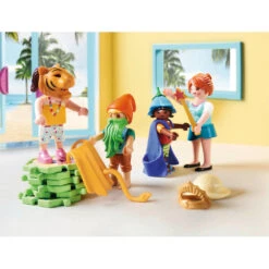 PLAYMOBIL Family Fun Kids Club 70440 8 PLAYMOBIL Family Fun Kids Club 70440 -Kinderspeelgoedwinkel 1984098 9e87e581